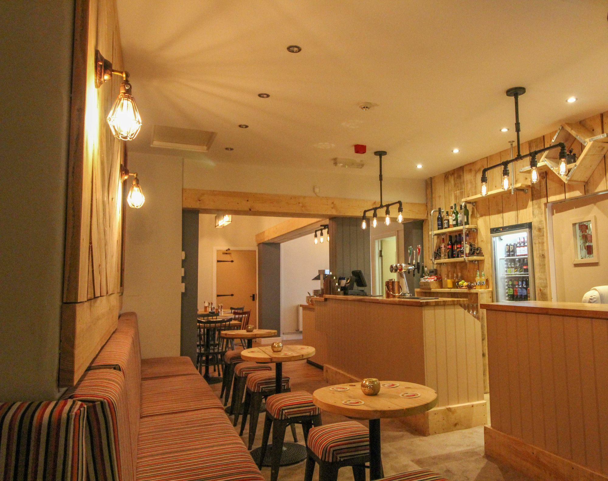 The Scarborough Travel And Holiday Lodge Екстер'єр фото